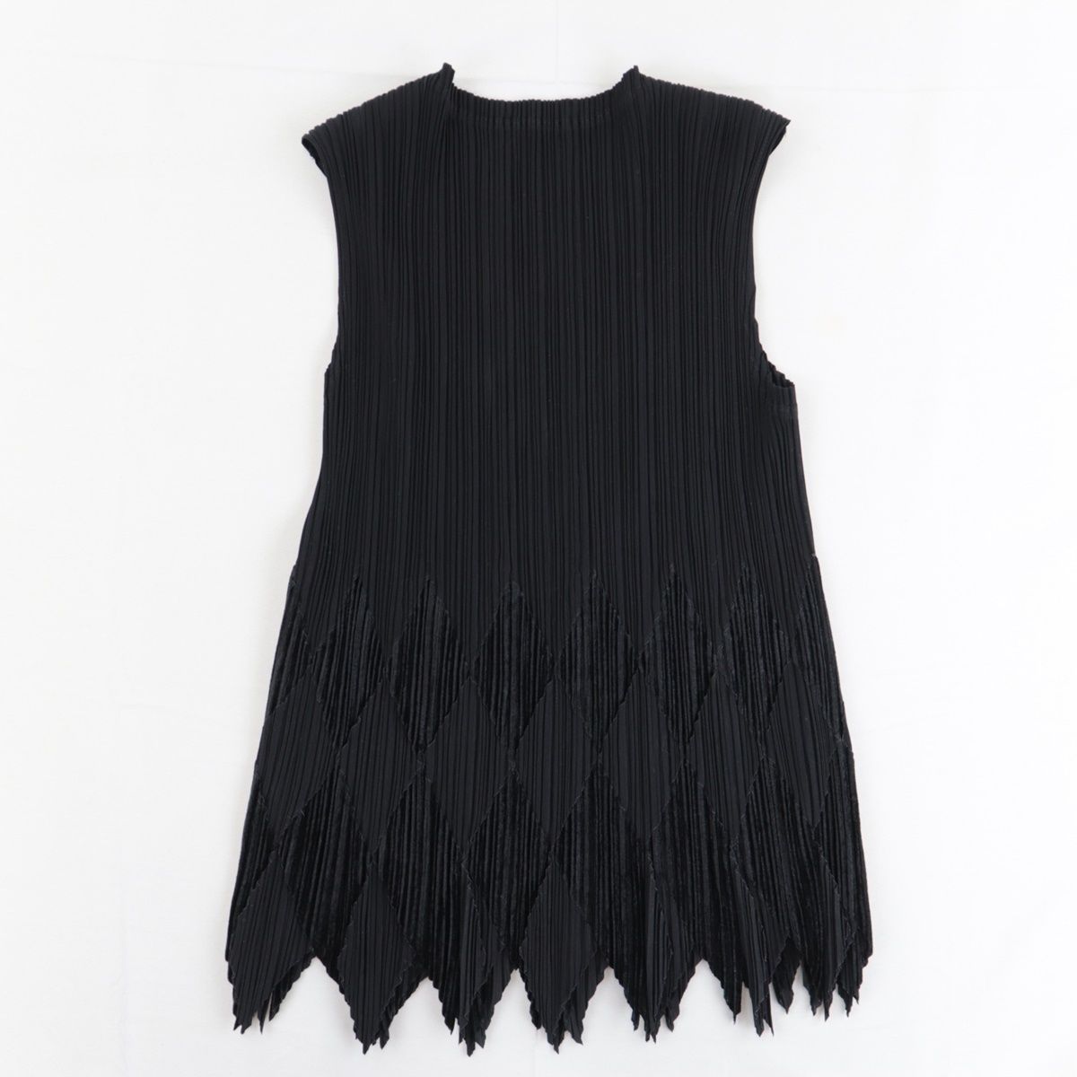 ISSEY MIYAKE FETE トップス 半袖