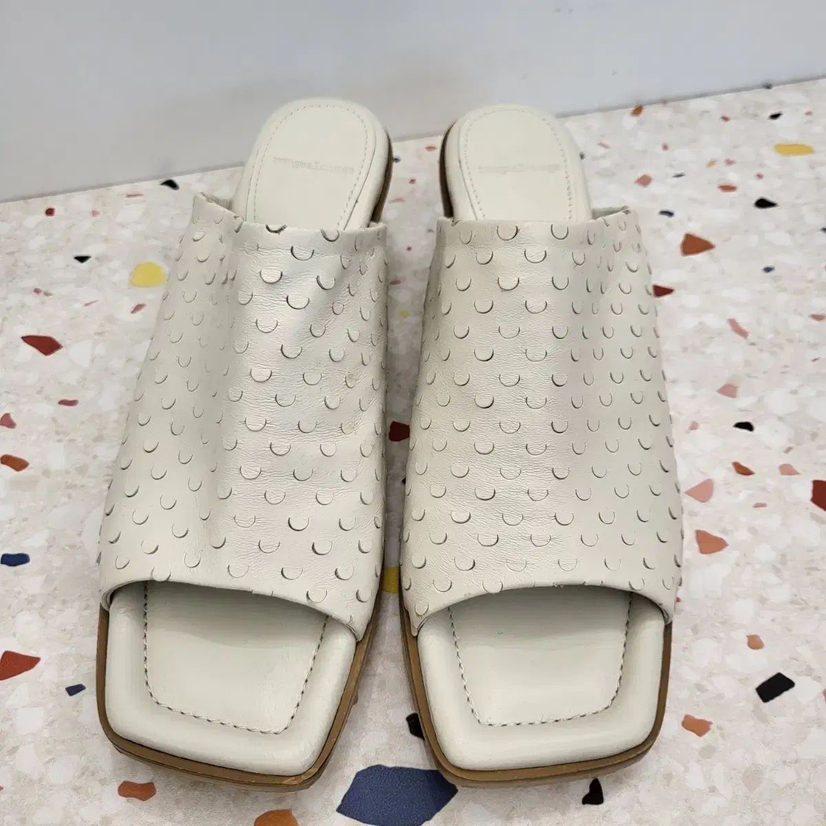 ルーズアンドラウンジ SSCナポリ サンダル