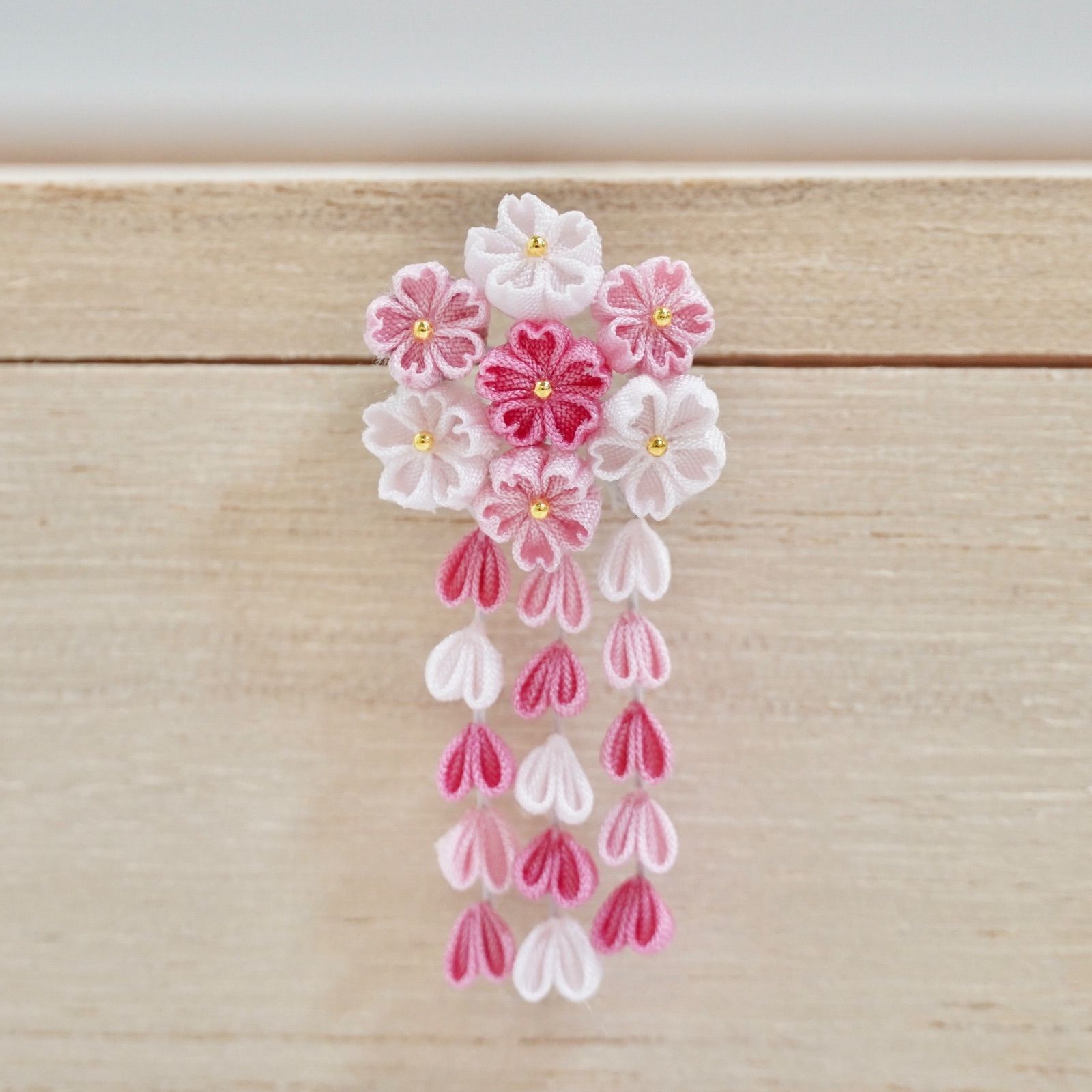ドールかんざし桜(6輪白) 十輪桜かんざし ぶら下がり付き | かづら清老舗オンラインショップ