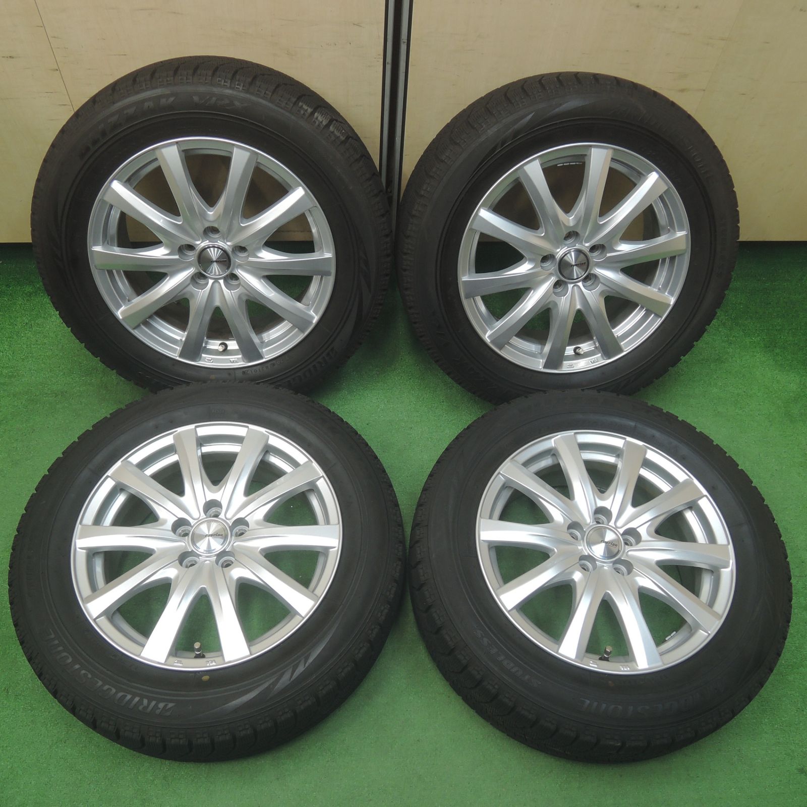 送料無料*バリ溝！キレイ！9.5分☆スタッドレス 205/60R16 