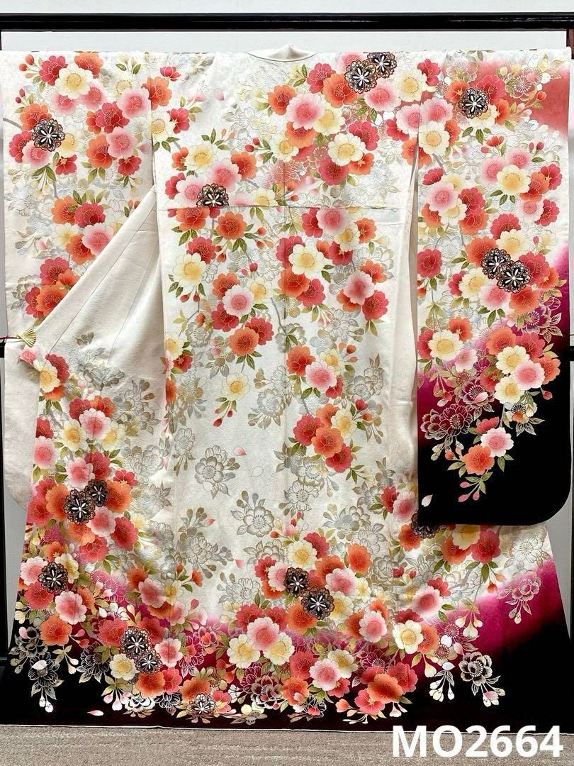 振袖 豪華 金彩 銀彩 桜尽くし 紋意匠 身丈170cm パールトーン加工済 
