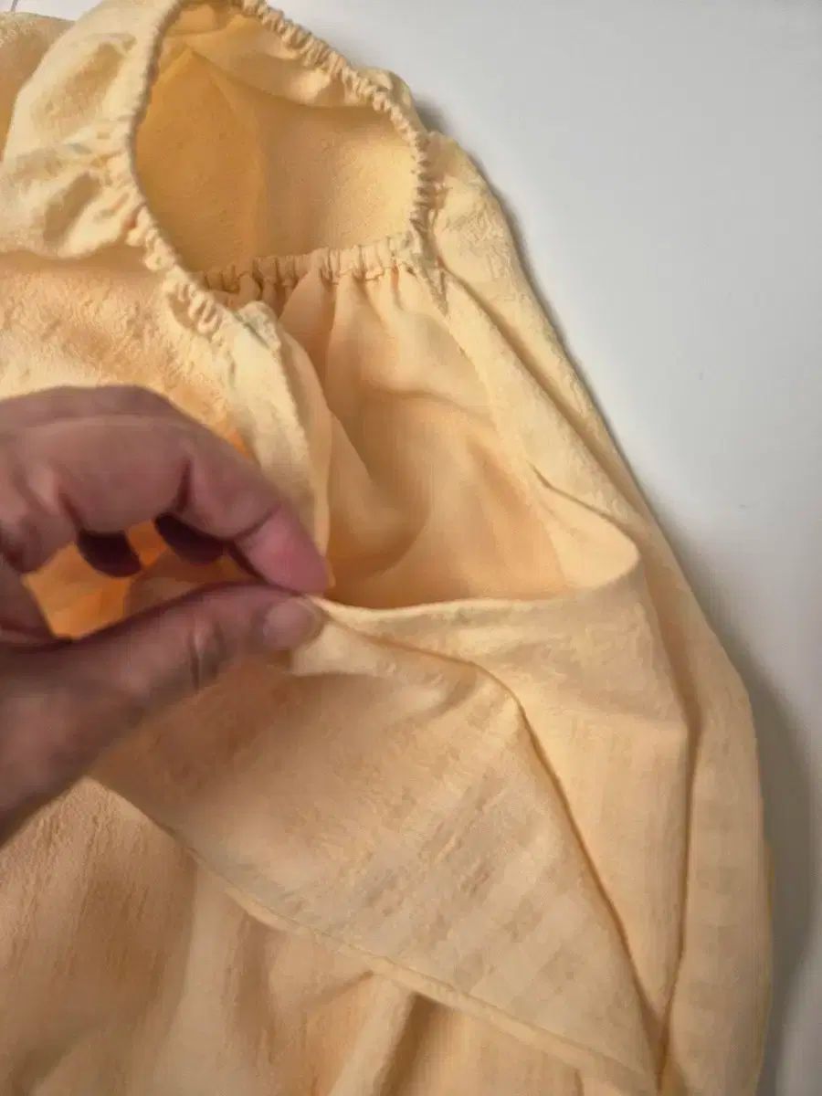 モジョエスピン ブラウス