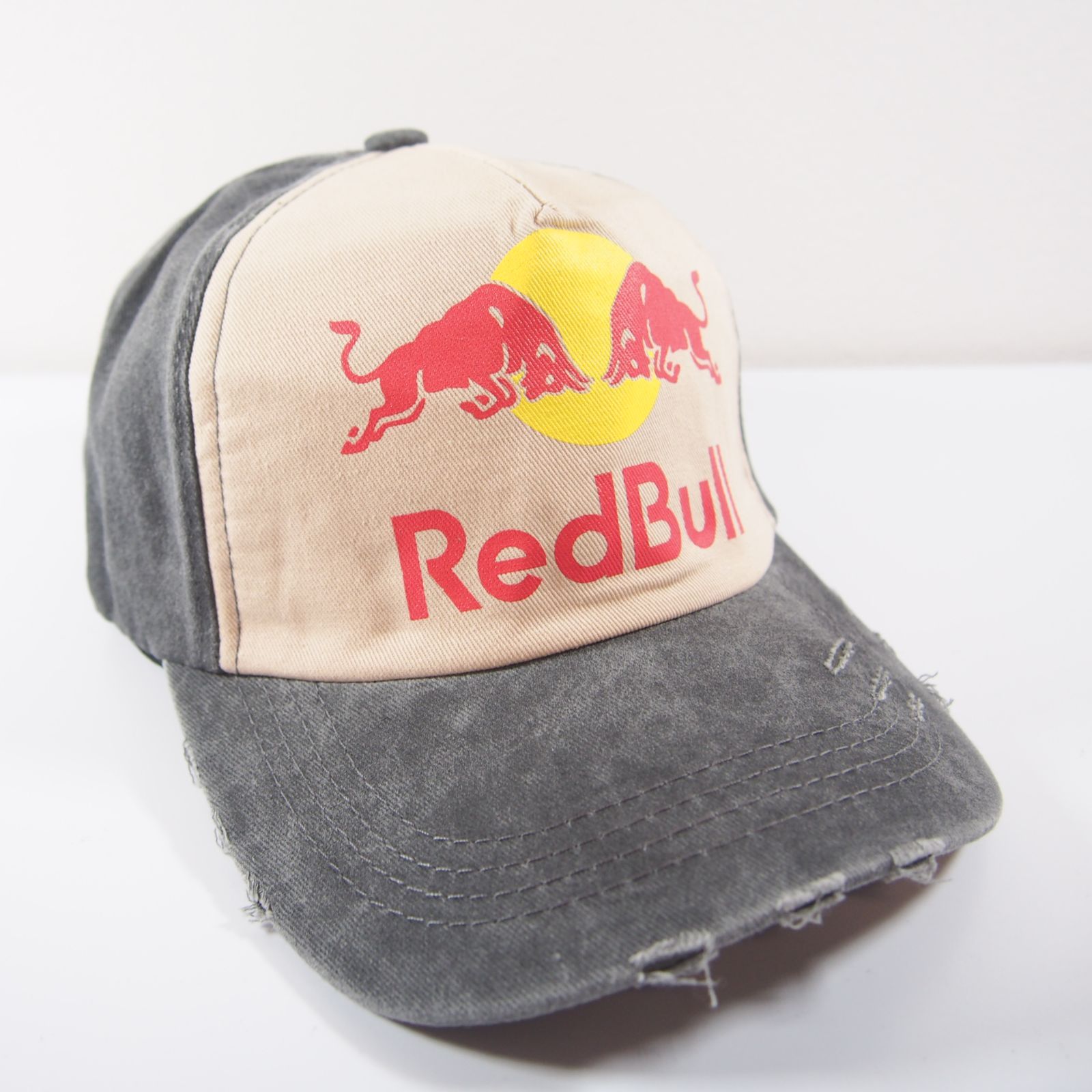 [希少] Red Bull ダメージ加工キャップ 3 RED BULL レッドブル ダメージ加工 キャップ グレー 帽子