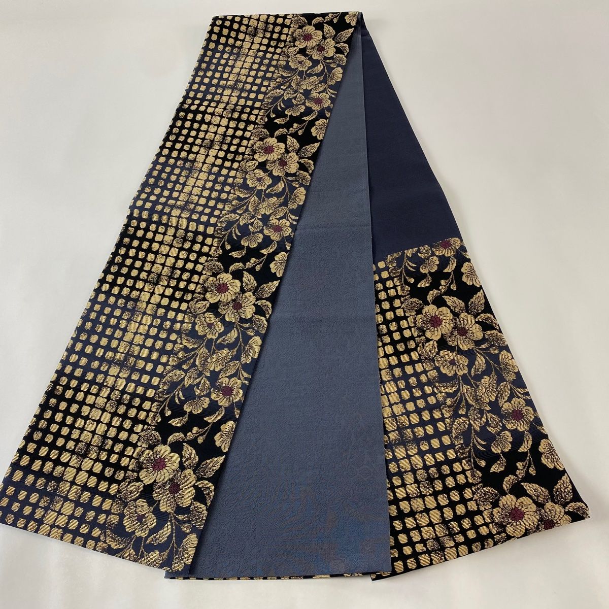 袋帯 美品 秀品 若松 金銀糸 抹茶色 六通 正絹 【中古】 | ME-CFS.NET 袋帯 美品 秀品 若松 金銀糸 抹茶色 六通 正絹 【中古】 | ME-CFS.NET