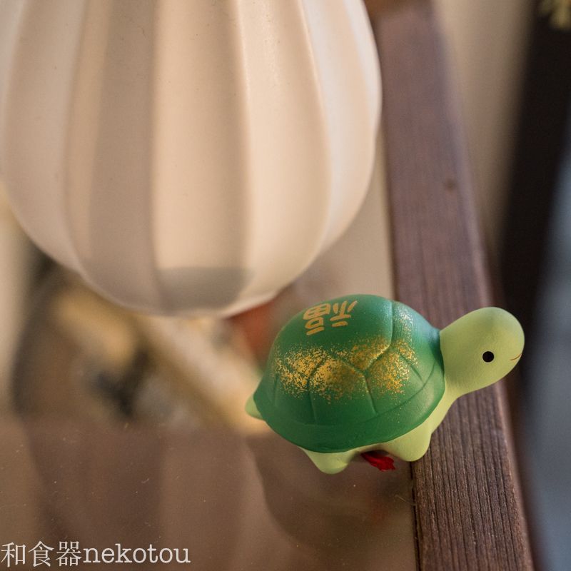 亀4匹 時代 からくり 可動式 亀 置物 「郁明」在銘 縁起物 カメ 親子 陶器 亀4匹 時代 からくり 可動式 亀 置物 「郁明」在銘 縁起物 カメ 親子