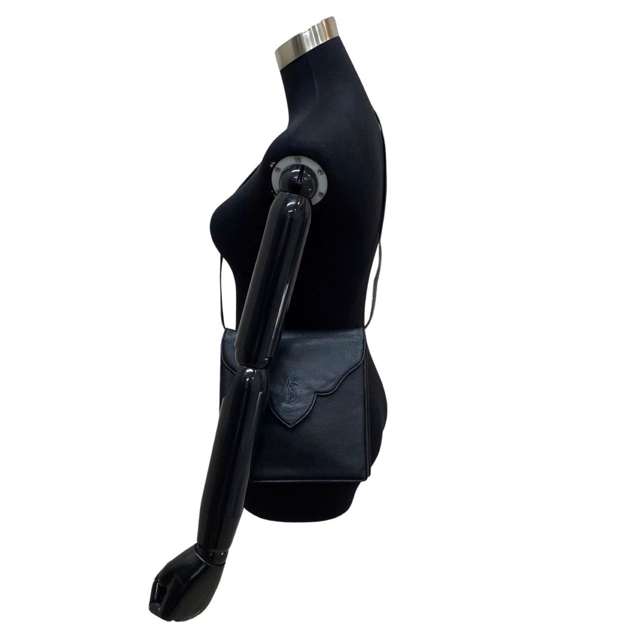 極 美品 YVES SAINT LAURENT イヴ サンローラン YSL ロゴ レザー