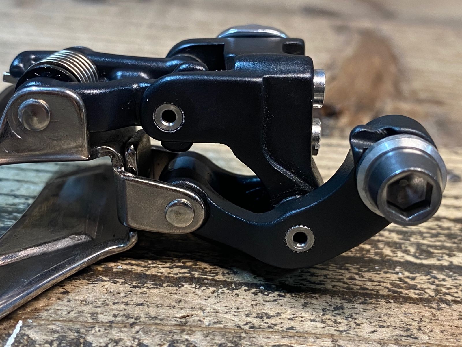 JG129 シマノ SHIMANO デュラエース DURA-ACE FD-7900 フロント