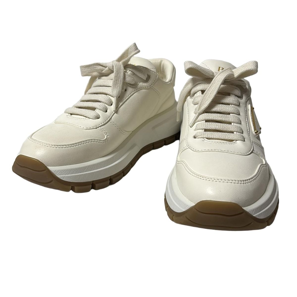 PRADA(プラダ) スニーカー 37 1/2 レディース美品 - アイボリー