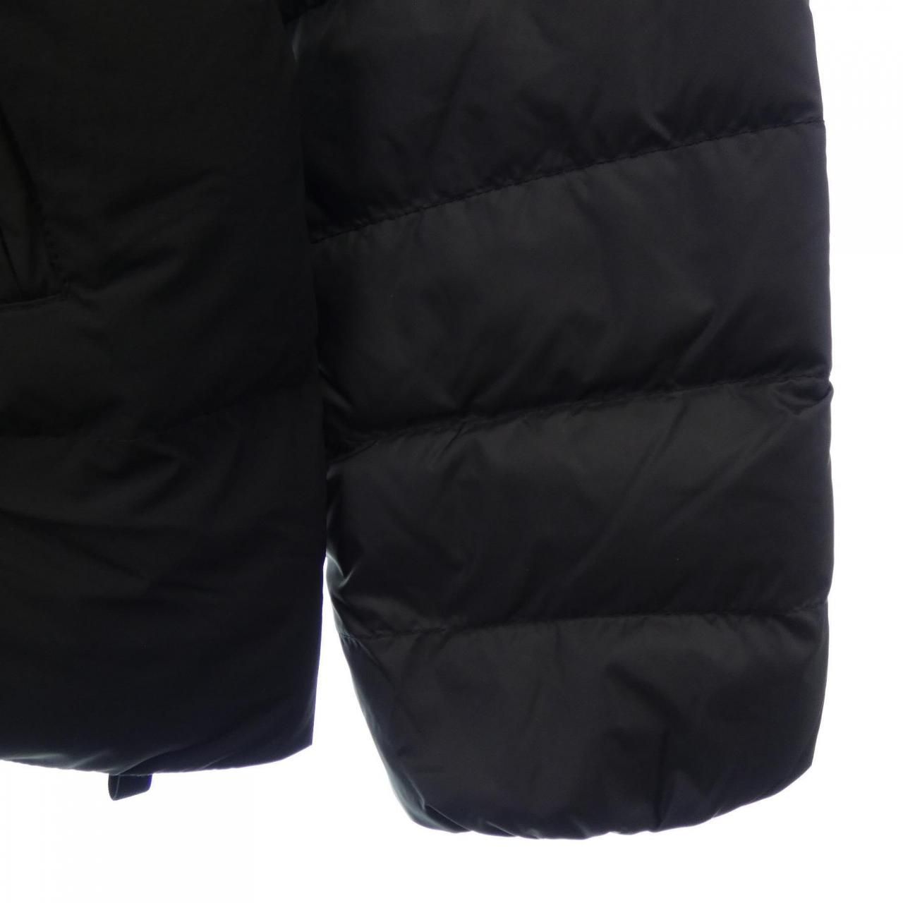 ダウンジャケット