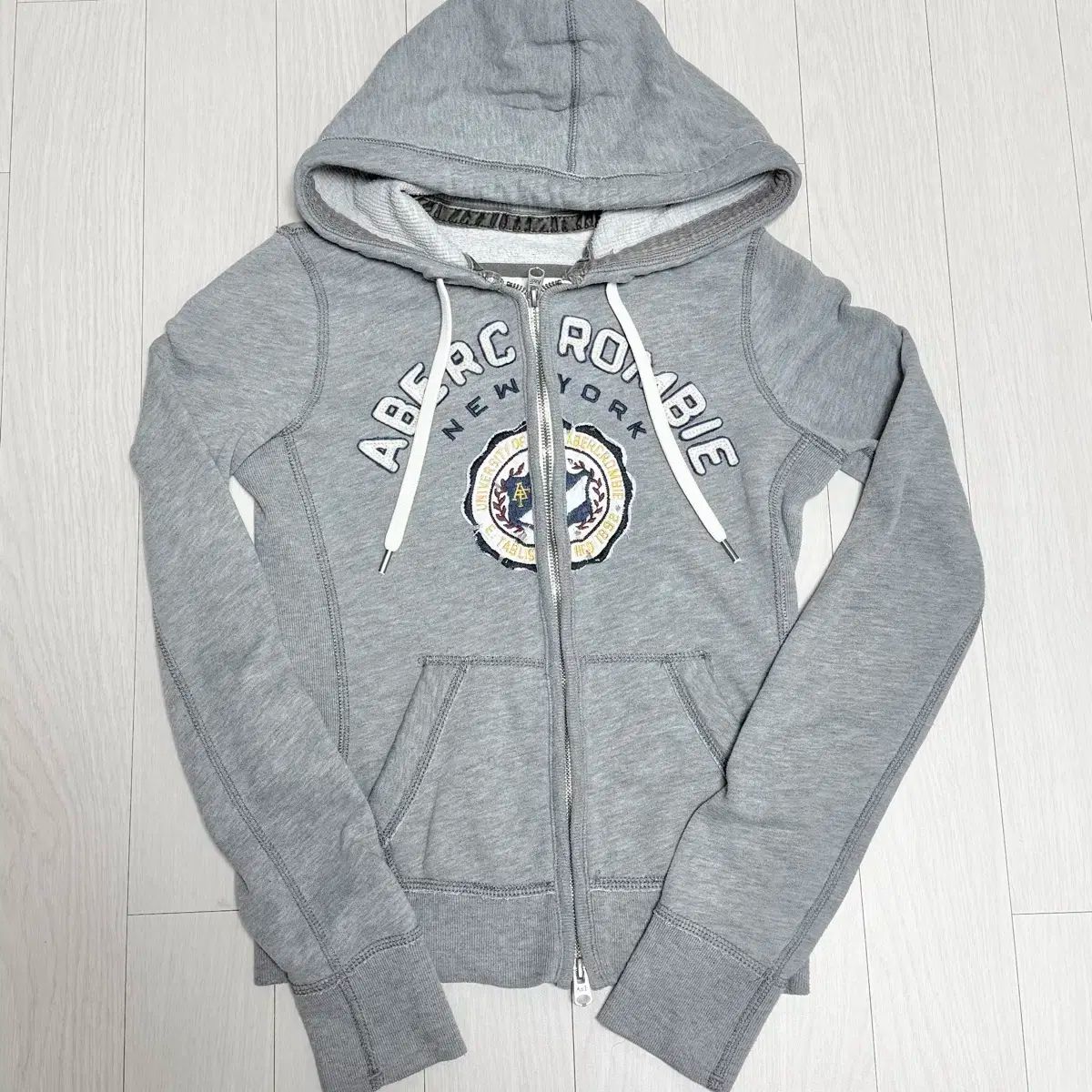 Abercrombie アバクロンビー スティッフフィット グレー アフターホーム ジップアップパーカー フード付き タイト ヴィンテージ