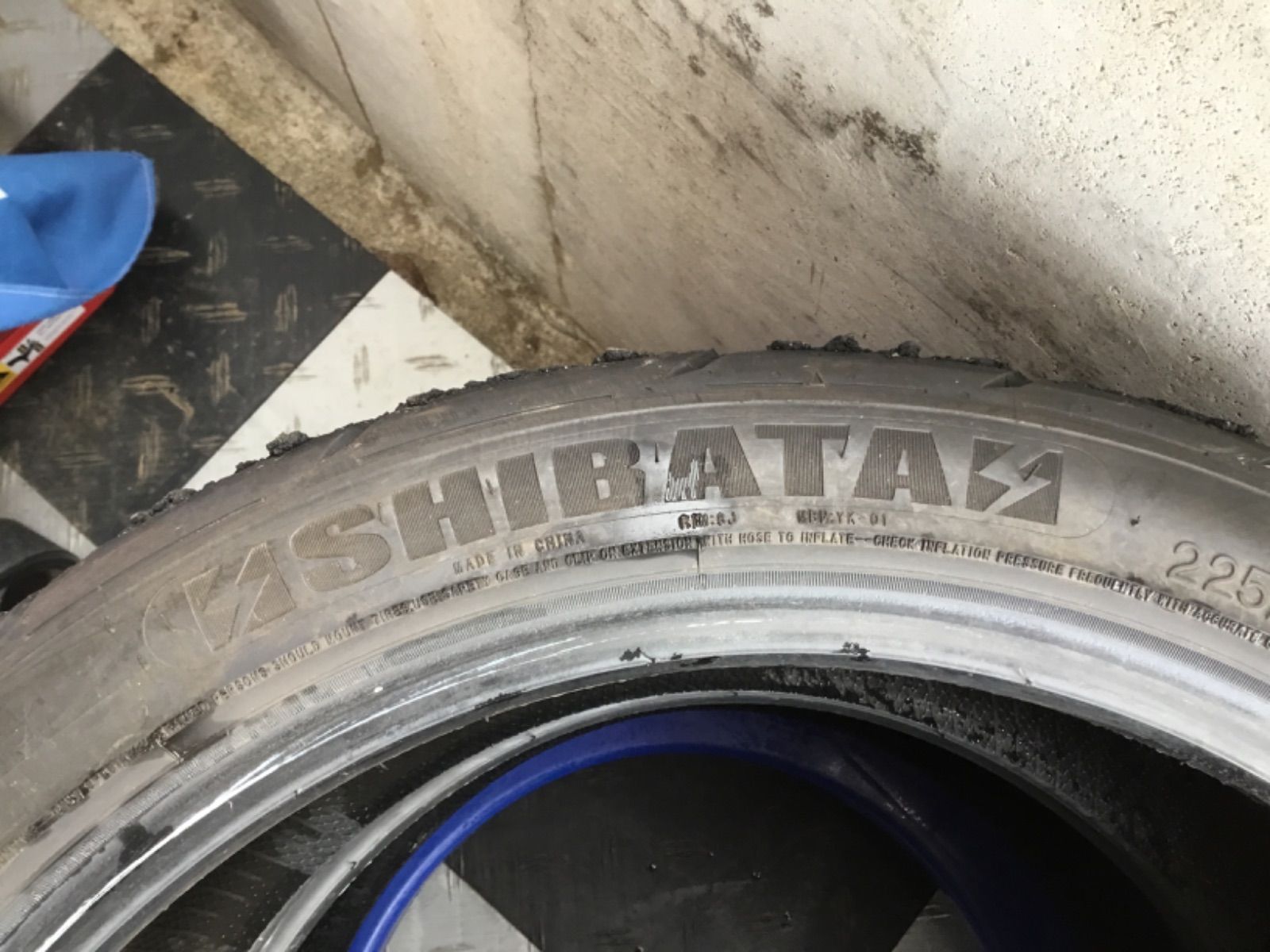 225/40/R18シバタイヤ　REVIMAX R23 ２本　⑥ 225/40/R18シバタイヤ REVIMAX R23 2本 ⑥ - メルカリ