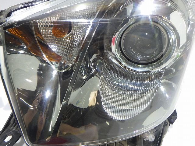 IQ ヘッドライト左右