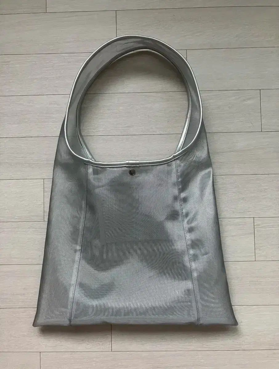 シルバー