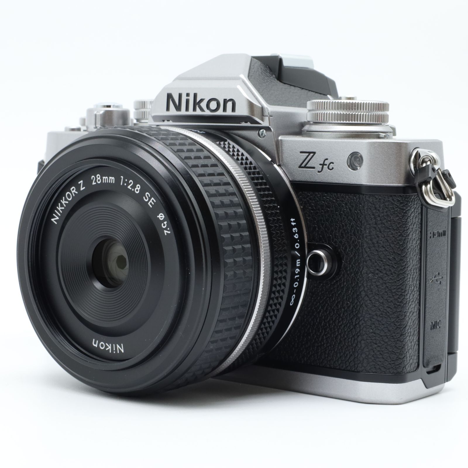 □319ショット□ Nikon Z fc Special Edition キット シルバー 224012  