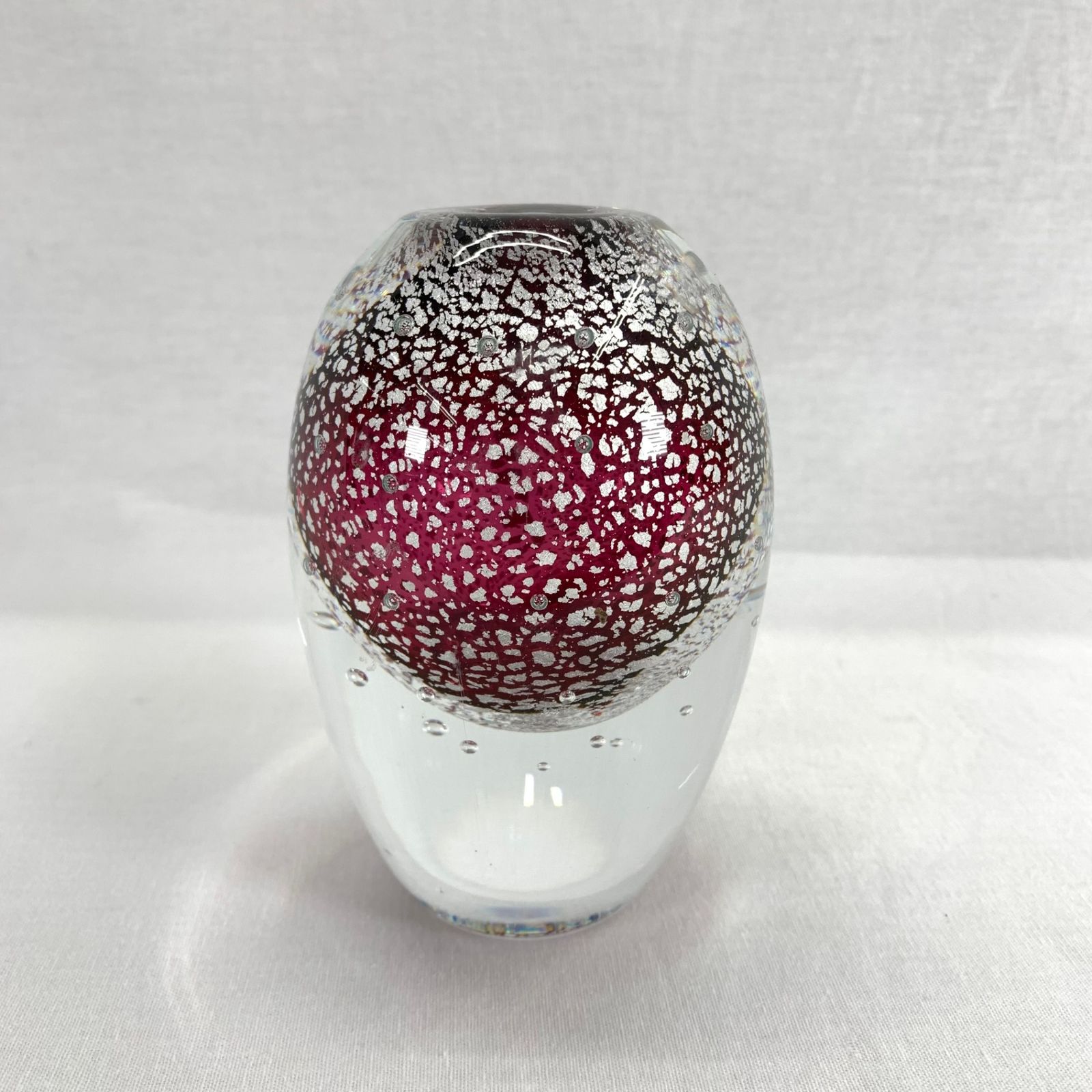 【未使用品】一輪挿し 花瓶 黒木国昭作 サイン入 黄緑 グラスアート宮崎 綾工房 未使用品】一輪挿し 花瓶 黒木国昭作 サイン入 黄緑 グラス