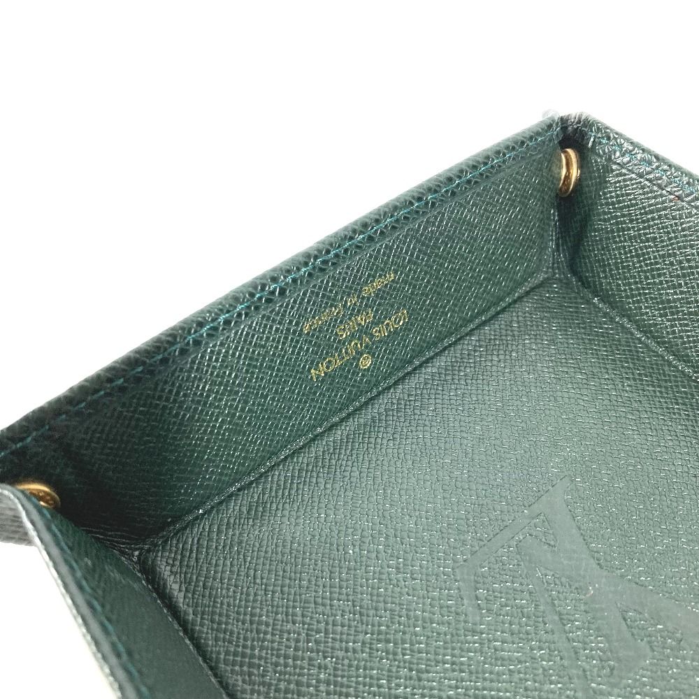 LOUIS VUITTON ルイヴィトン 小物入れ アクセサリーケース タイガ