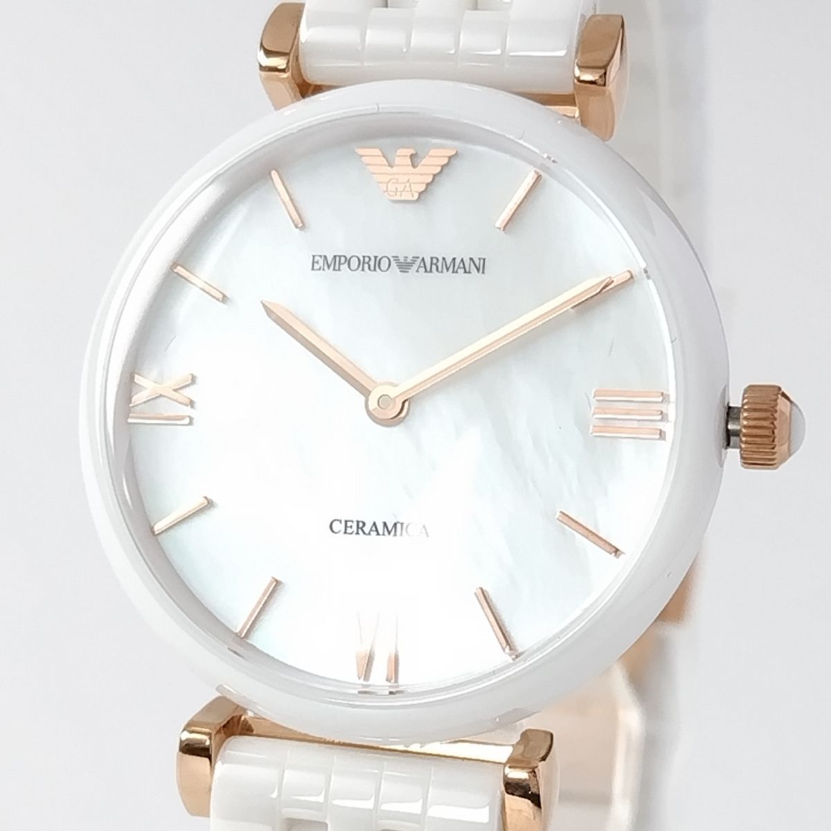 メンズウォッチ74 エンポリオアルマーニ時計　レディース腕時計　ホワイト　セラミック　ダイヤ