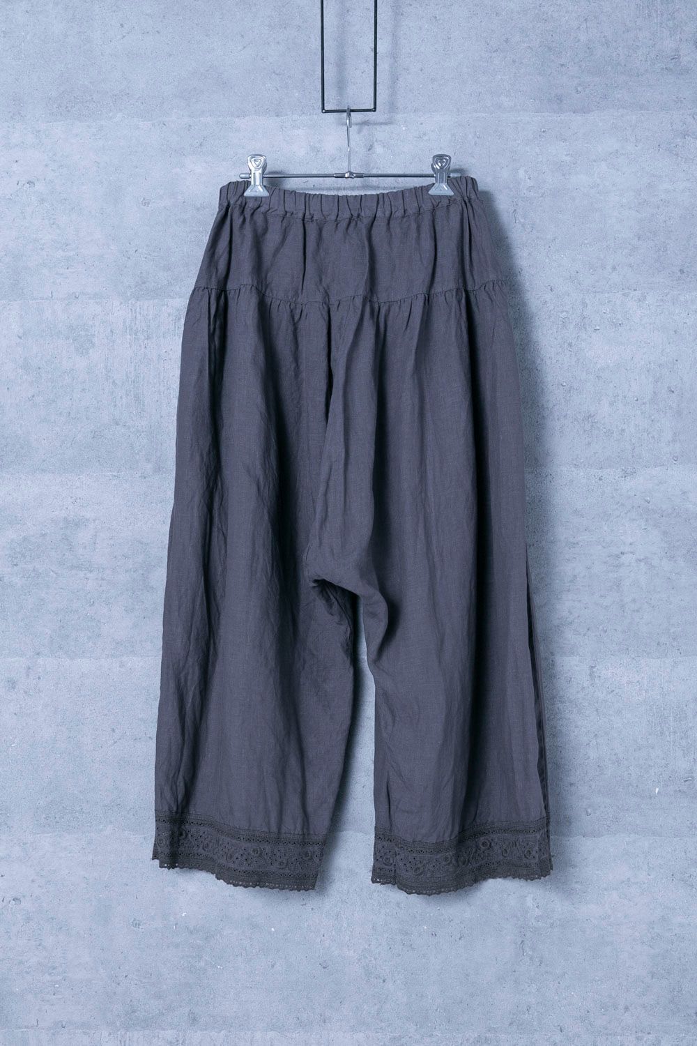 nest Robe　ネストローブ　裾レース　リネンサルエルパンツ nest Robe ネストローブ 裾レース リネンサルエルパンツ - メルカリ