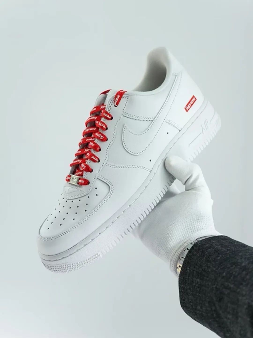 値下げします 新品Supreme x NIKE Air Force 1 Low CU9225-100