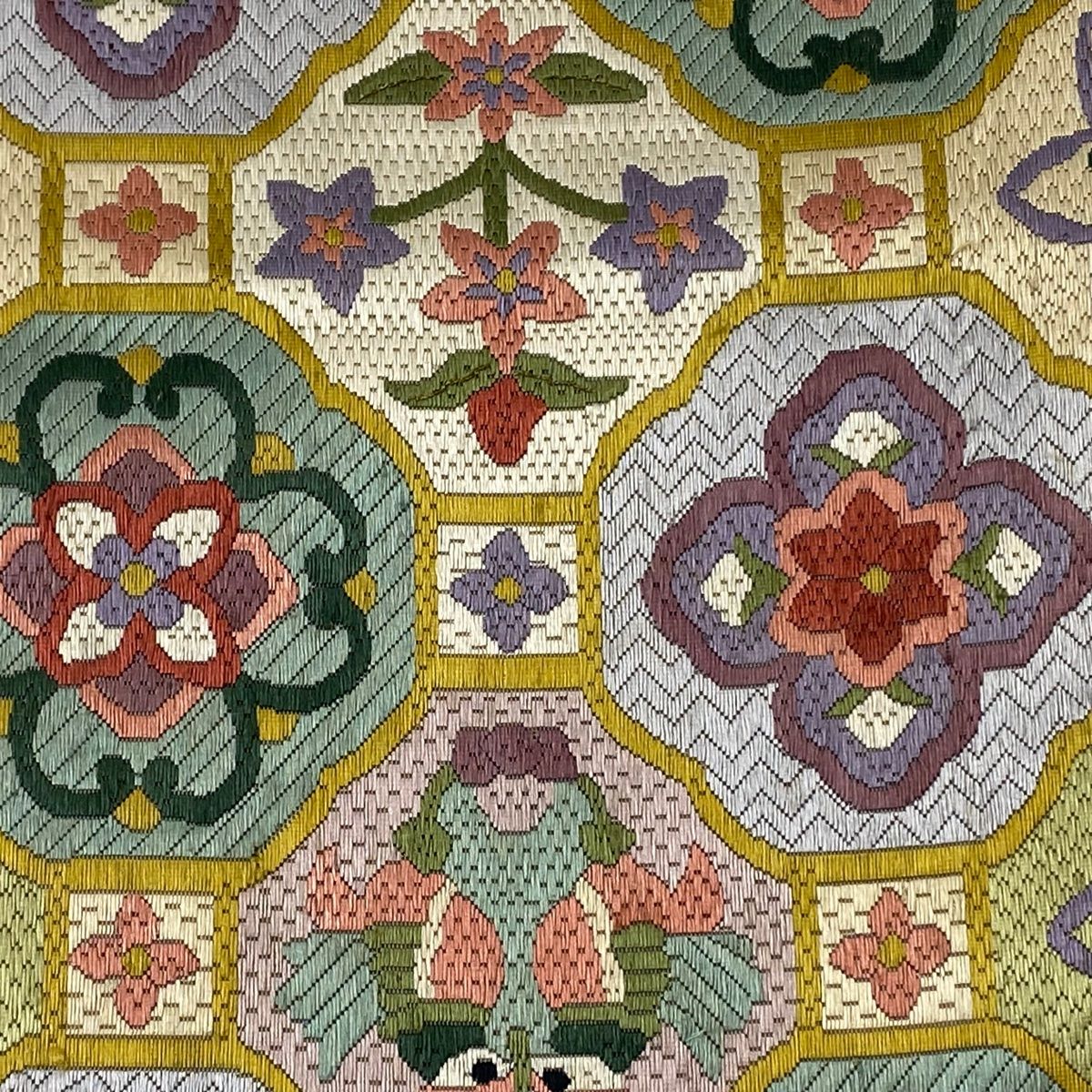 袋帯 逸品 華文 草花 絽刺し 金糸 ベージュ 全通 正絹 【中古