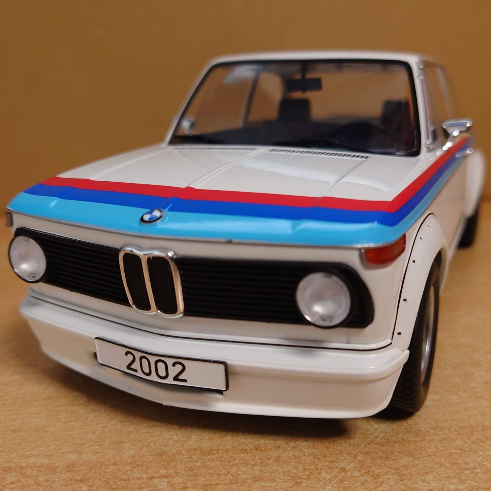 MCG 1/18 BMW・2002ターボ white 1973 1⁄18 BMW 2002ターボ ホワイト 1973