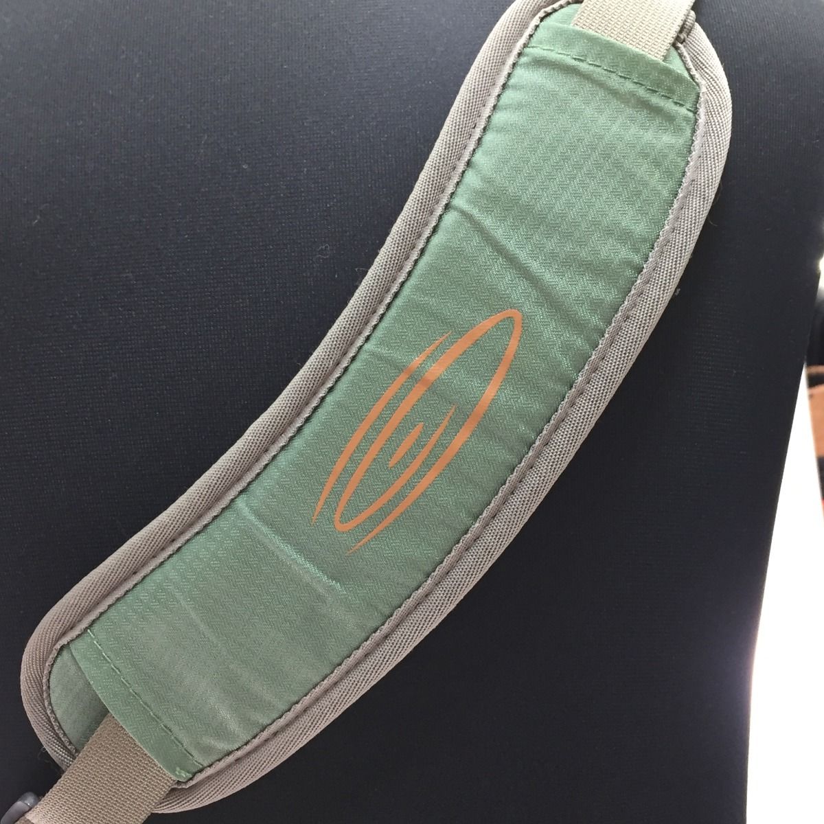 ウエストポーチ