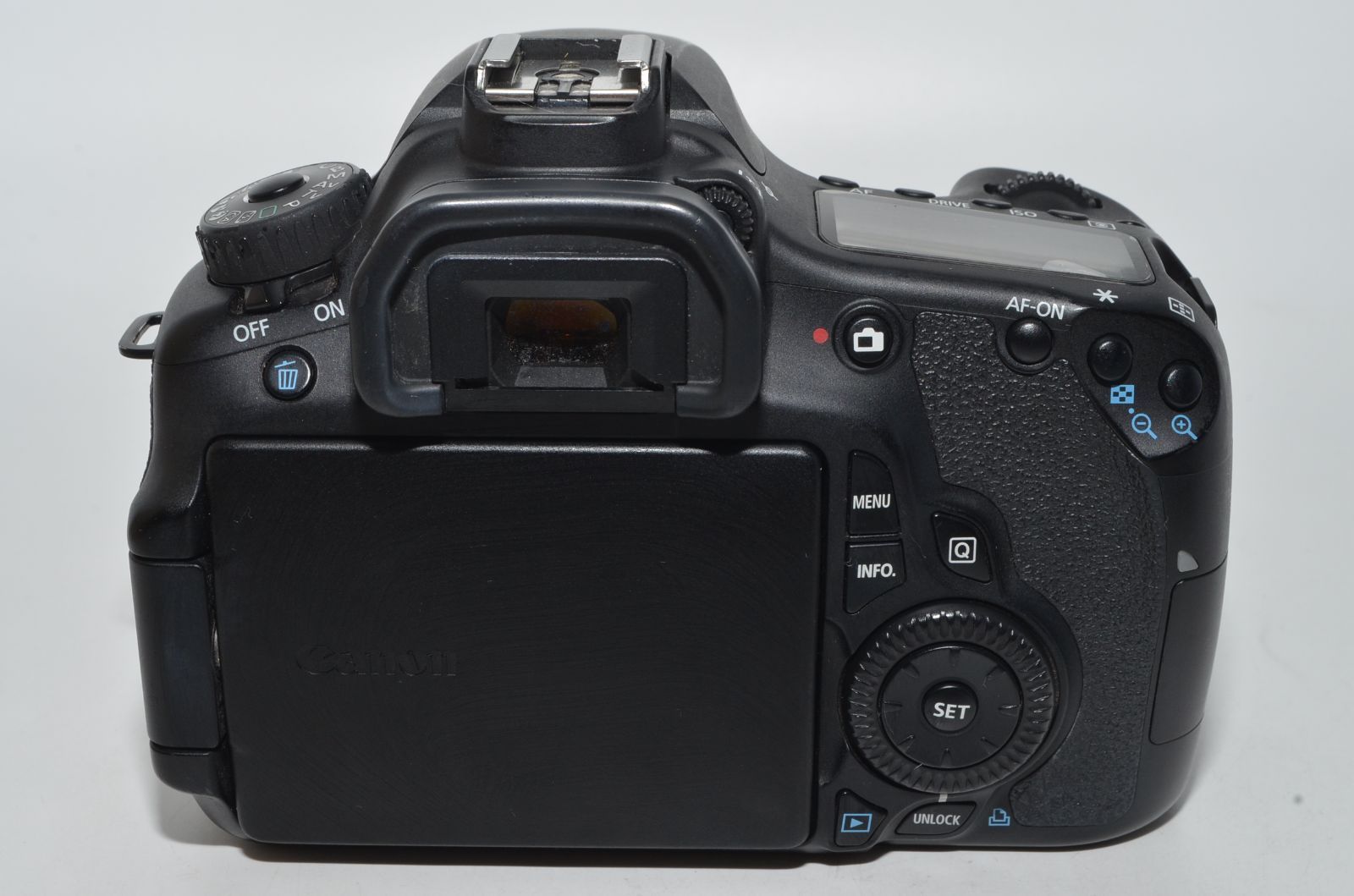  250828 上 Canon デジタル一眼レフカメラ EOS 60 D ボディ ブラック デジタル一眼レフ デジタルカメラ