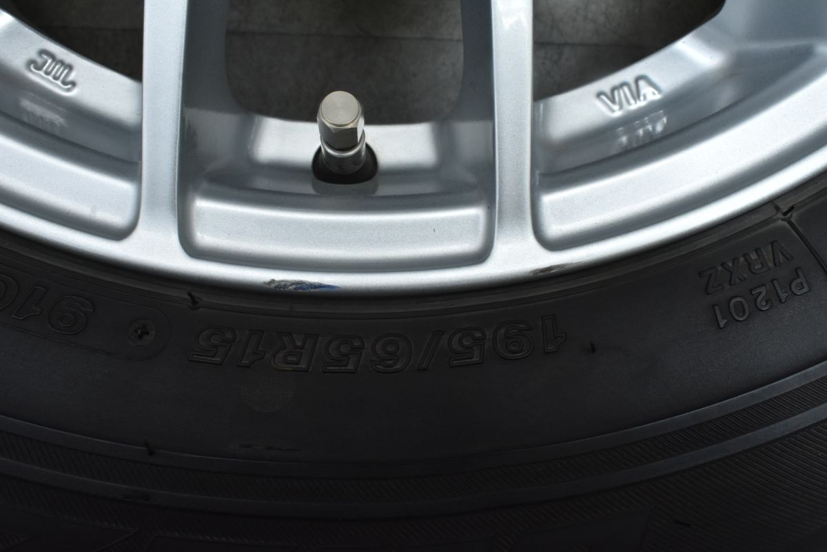 トップラン 15in 6J +43 PCD100 ブリヂストン ブリザック VRX 195/65R15 プリウス カローラツーリング ウィッシュ 送料無料