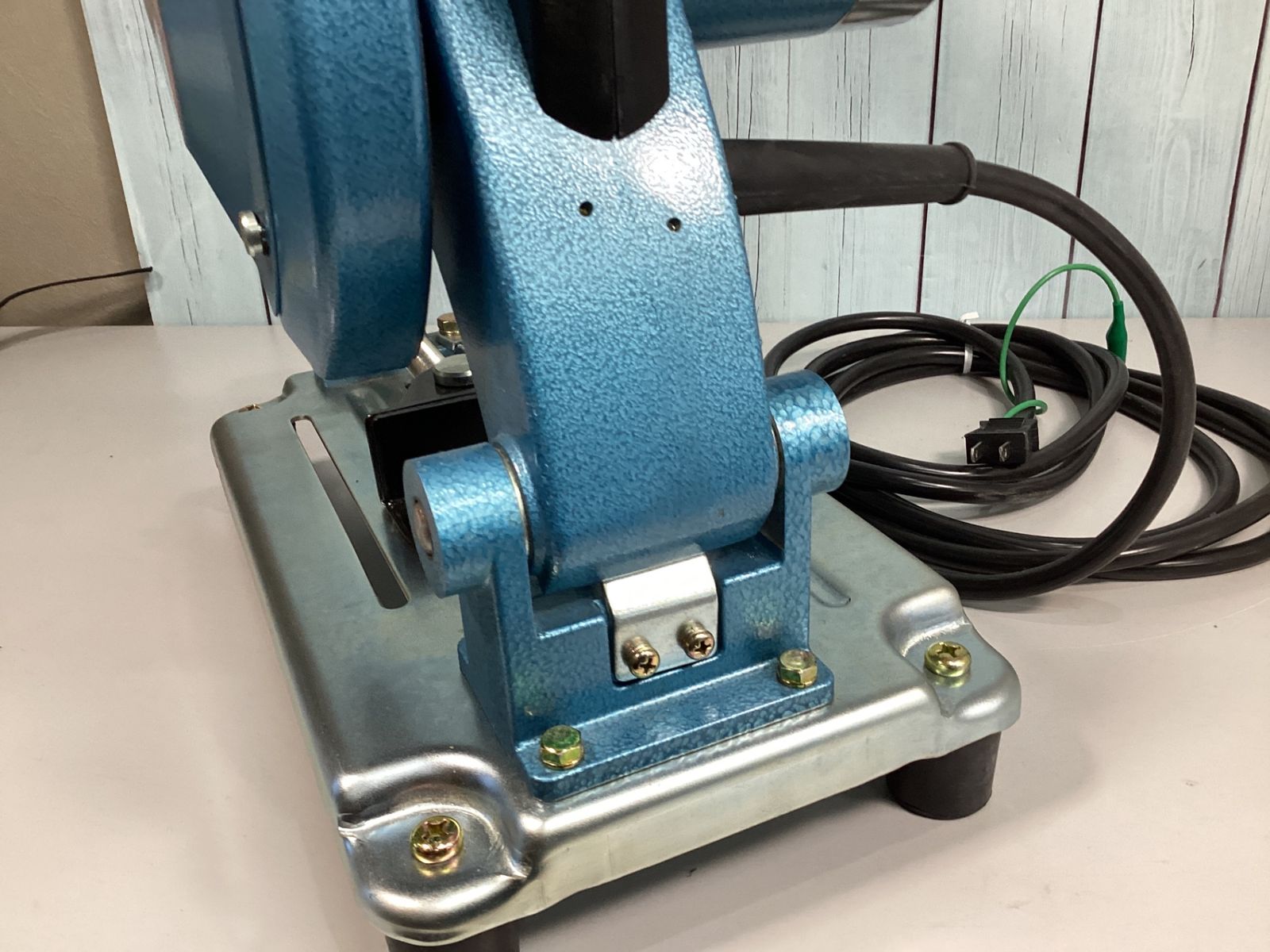 新ダイワ Shindaiwa