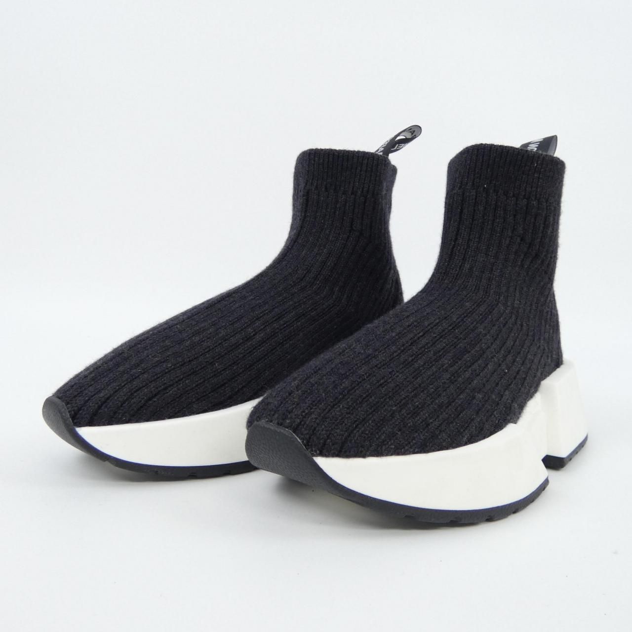 エムエムシックス MM