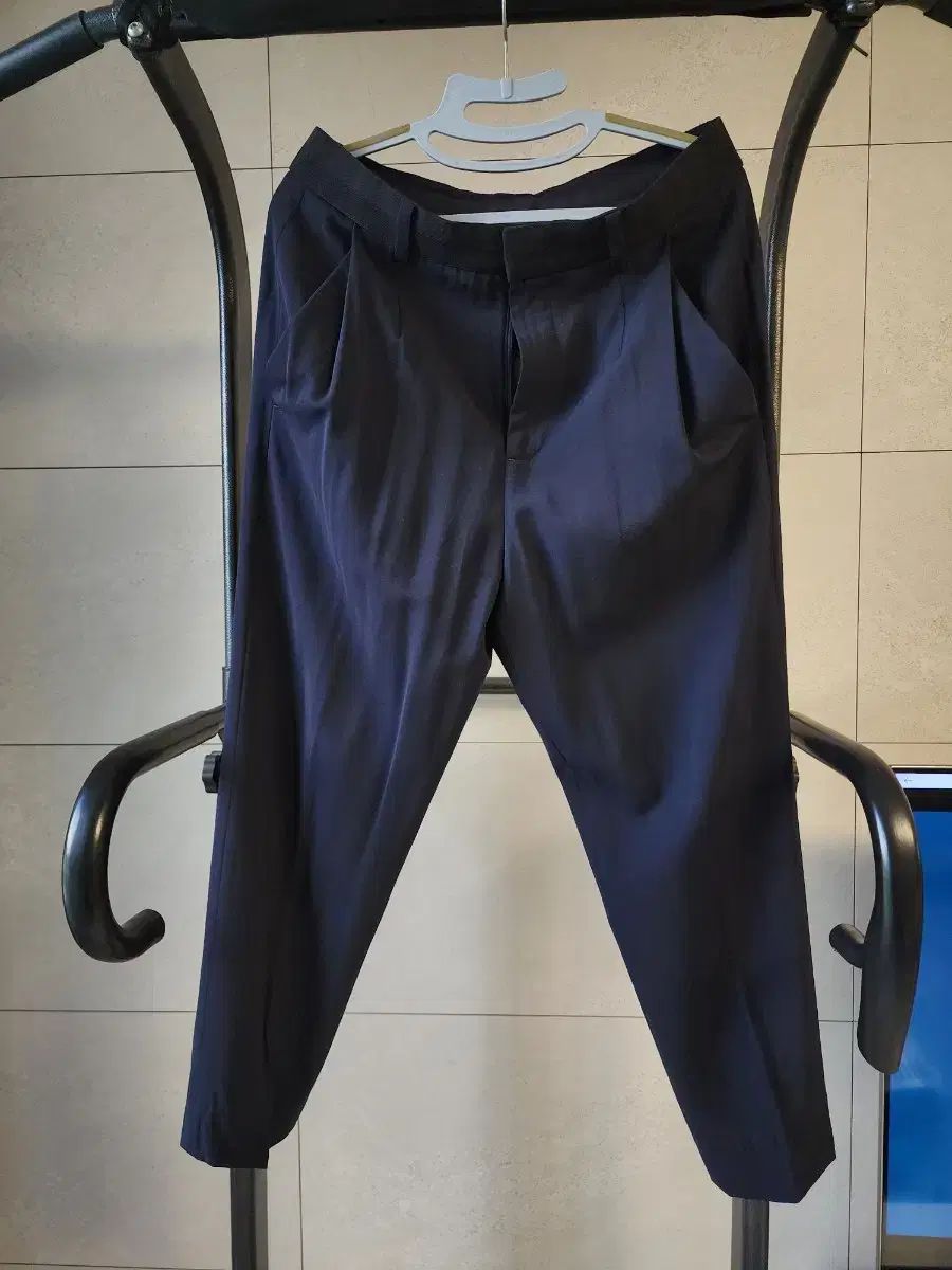 【雷市場（ポンジャン）商品韓国直送】 （ 78 ／ 30 31 ) システム オム ワンタック ネイビー スラックス