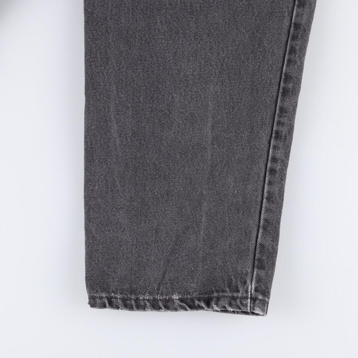 古着 リーバイス Levi s 560 LOOSE FIT TAPERED LEG ブラックデニム テーパードデニムパンツ メンズw33相当 evb031728 KIN-KAAI_COM