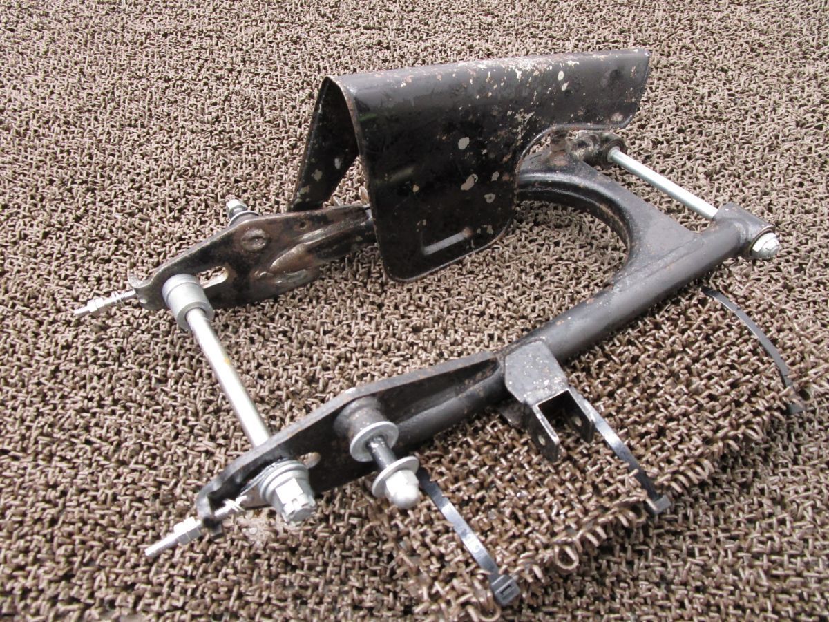 XE75 スイングアーム チェーンカバー アクスルシャフト □A6351 CE75 ホンダ CE75E キャブ車 動画有 6V