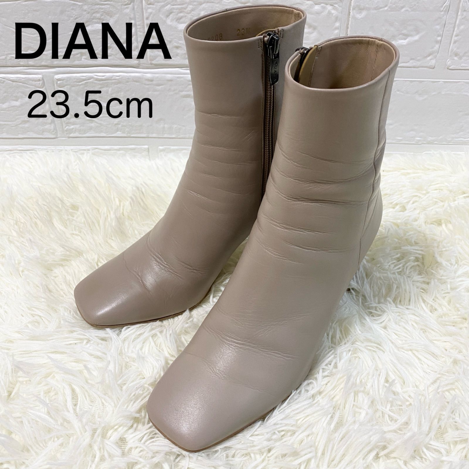 人気品✨【DIANA】ダイアナ ショートブーツ スクエアトゥ ダーク 