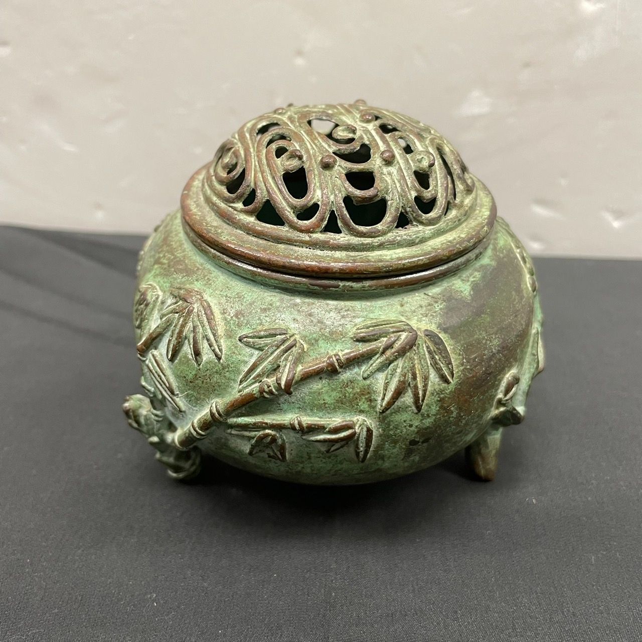 B【MA215】香爐 ◇ 伝統工芸高岡銅器 須賀月芳造 『 蝋型鋳銅登龍香炉 B【MA215】香爐 ◇ 伝統工芸高岡銅器 須賀月芳造 『 蝋型鋳銅登龍香炉