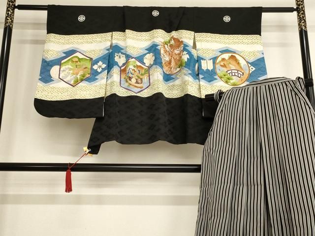 平和屋着物○男性 色紋付・羽織・行灯袴セット 鱗文様 銀通し地 