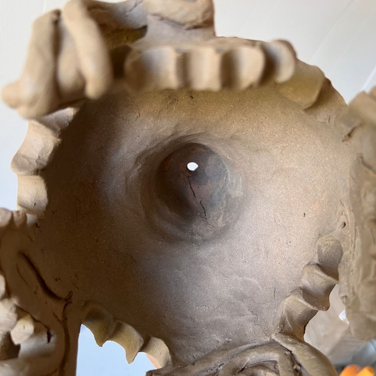 縄文土器 火焔型土器 インスパイアデザイン 植木鉢 縄文 土器 樹葉窯 火焔型土器 インスパイア植木鉢（ 縄文土器 デザイン ） | KONOHA