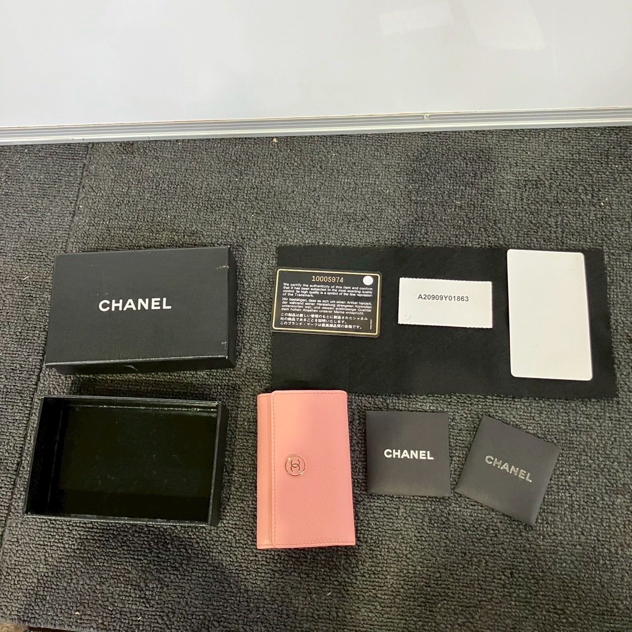 CHANEL キーケース CHANEL ピンク レザー 6連 オシャレ 可愛い
