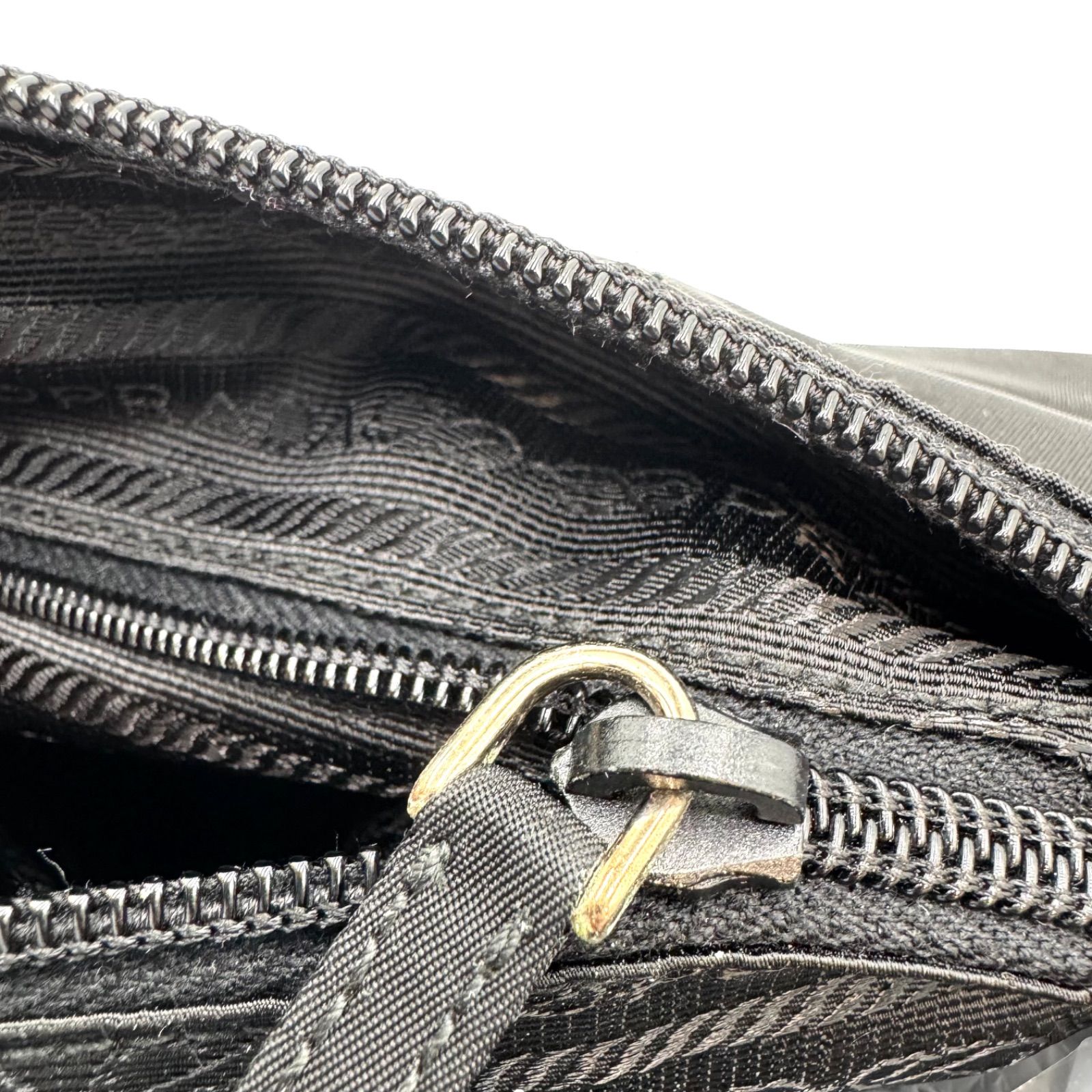 ⚫PRADA⚫ショルダーバッグ
