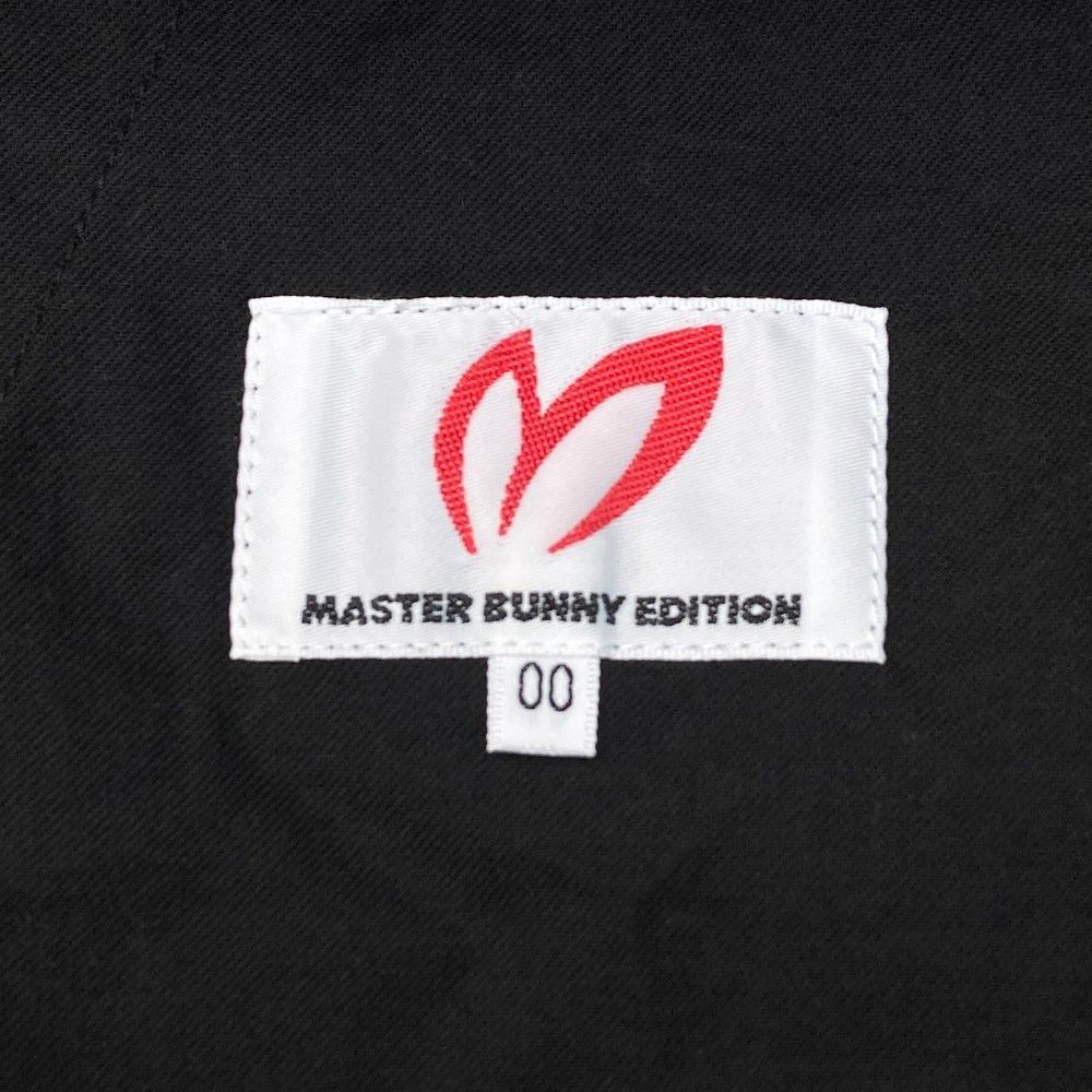 サイズ：00 MASTER BUNNY EDITION マスターバニーエディション 2023年モデル ナイロンスカート ロゴプリント  ブラック系 [240101414380] ゴルフウェア レディース ストスト サイズ：00 MASTER BUNNY EDITION マスターバニーエディション
