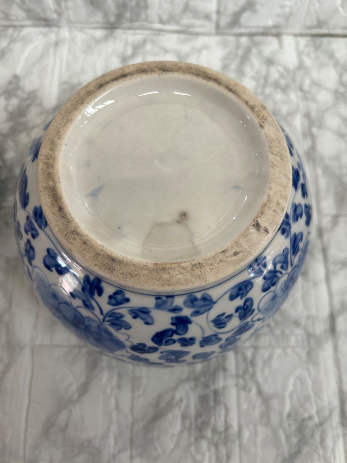 骨董品 壺 蓋付き 染付 年代物 古物 陶器 花柄 - メルカリ