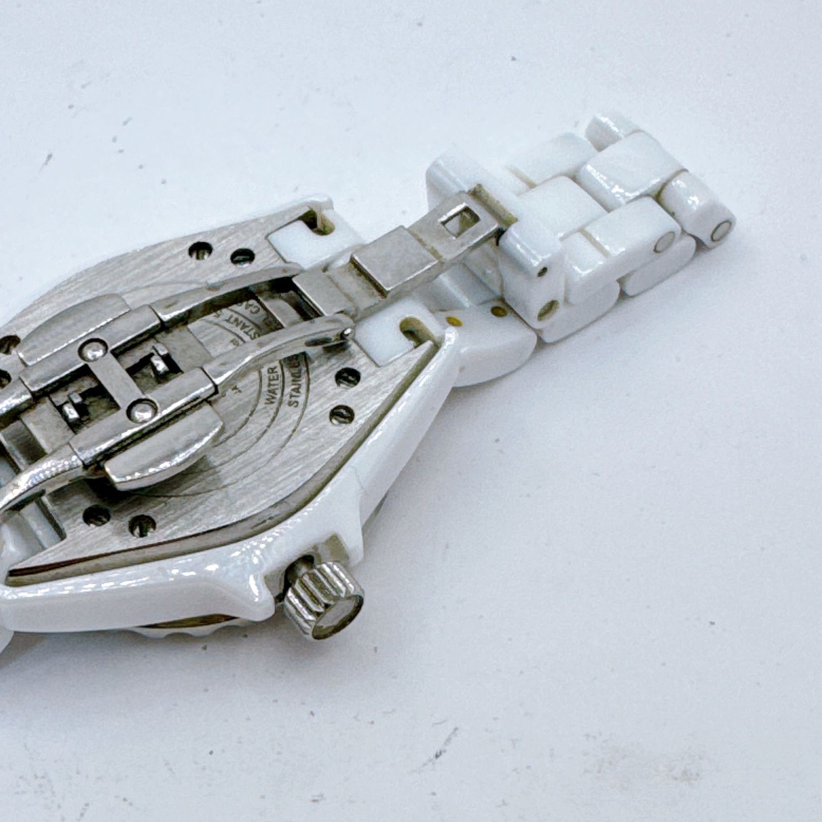 スタージュエリー セラミック ホワイト レース文字盤 ゴールド デイト 新品電池 STAR JEWELRY スタージュエリー レディース腕時計 2010 クリスマス