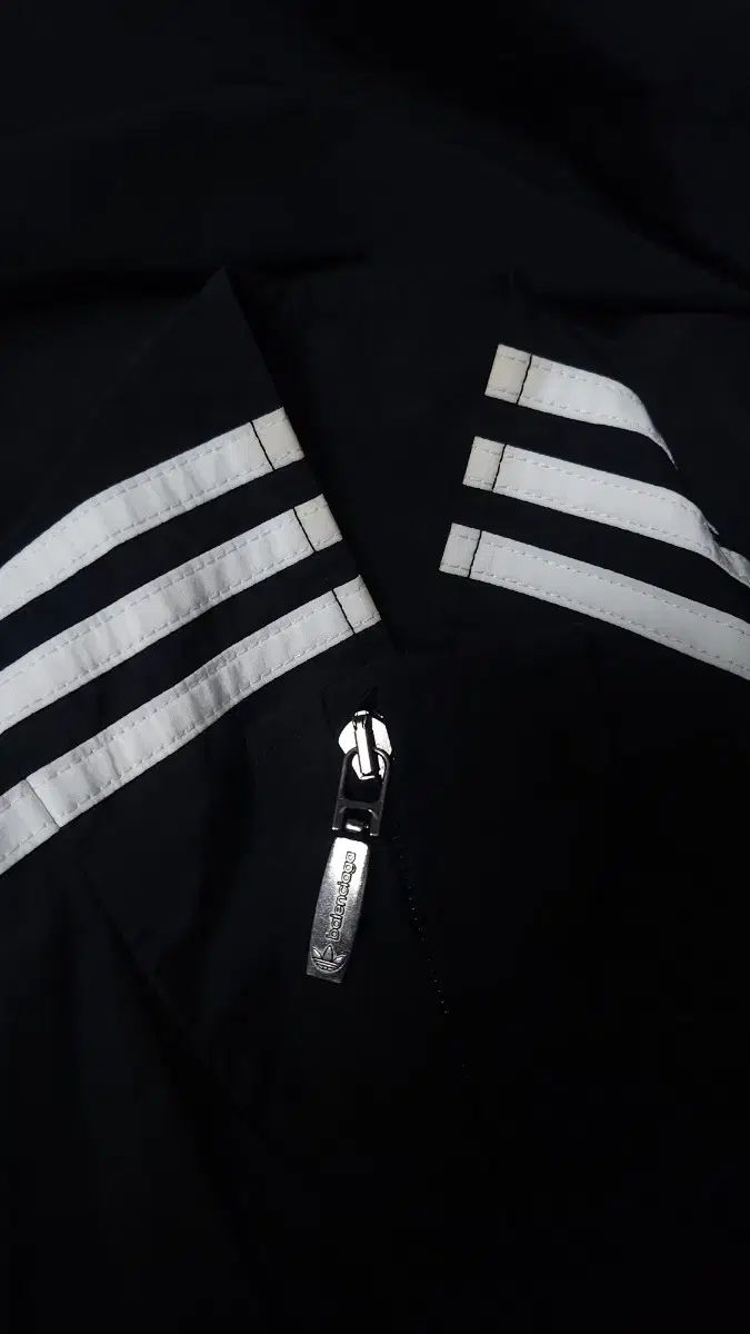 バレンシアガ adidas