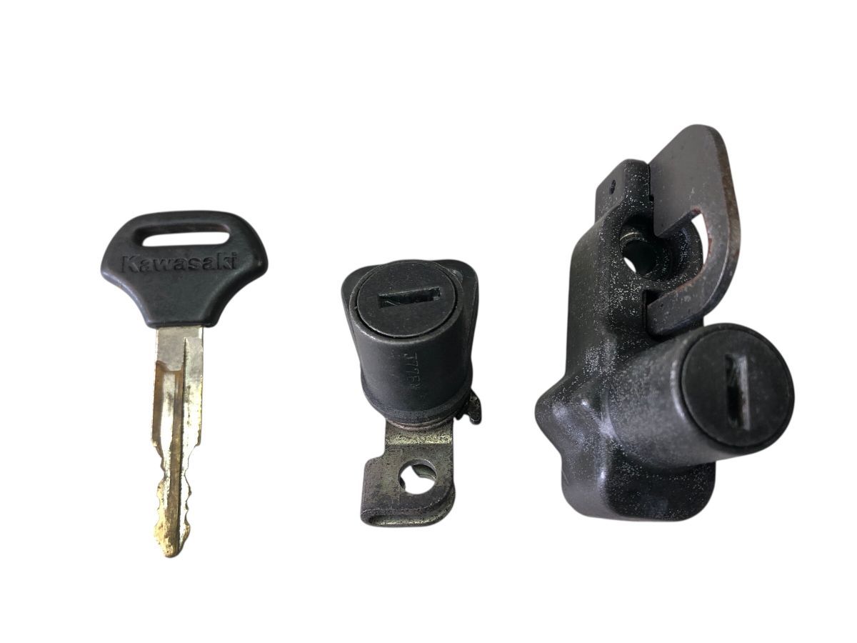 Kawasaki W650 EJ650A キーセット イグニッションキー 共通キー1本 作動OK 組み換え OHベースにも 2763-M6102