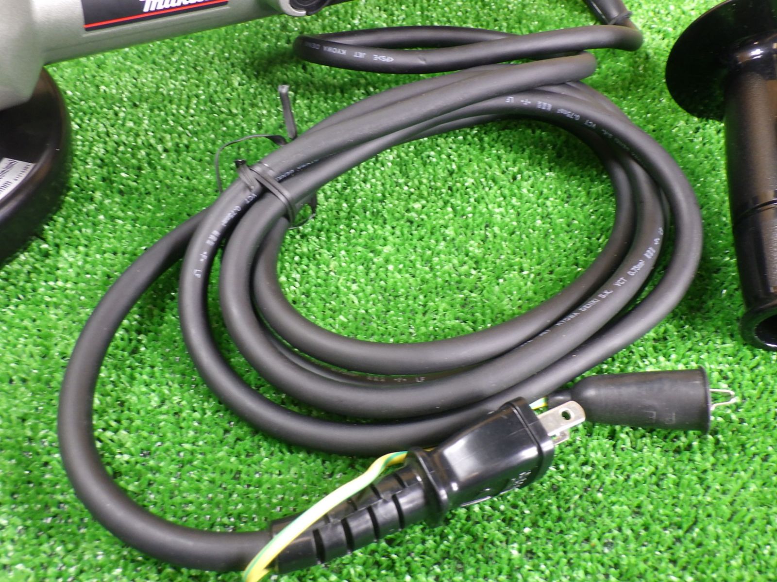 ディスクグラインダー 9535