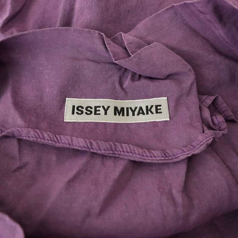 ISSEY MIYAKE