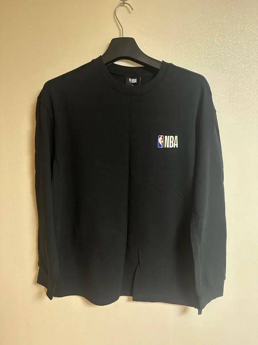 【雷市場（ポンジャン）商品韓国直送】 NBA オリジナル 長袖Tシャツ XL