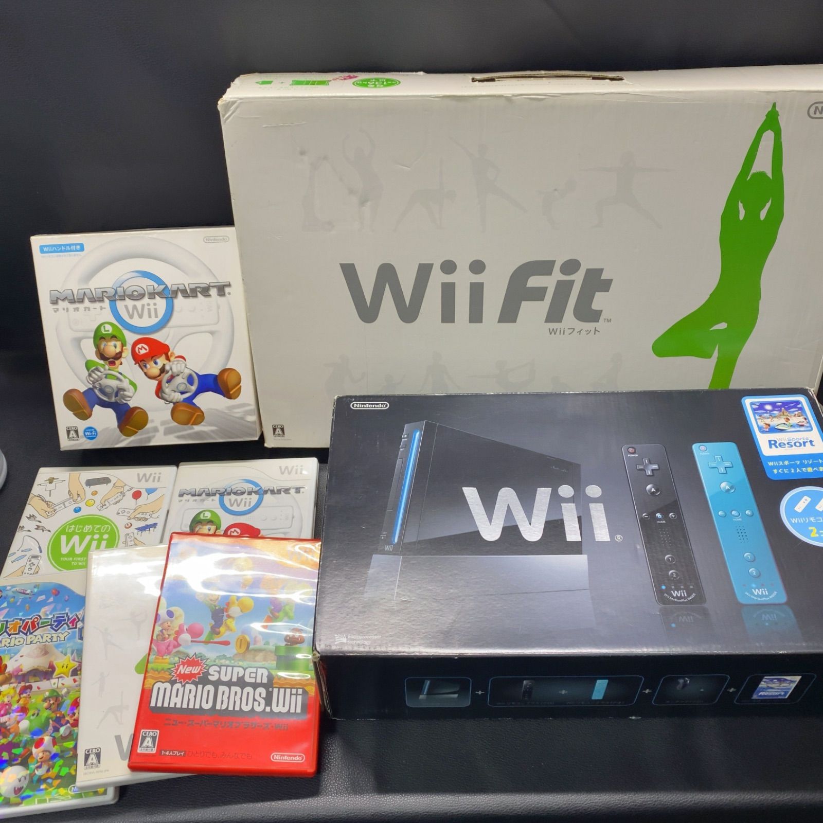 Wii本体、Wii fit バランスボード、マリオカートセット - メディア