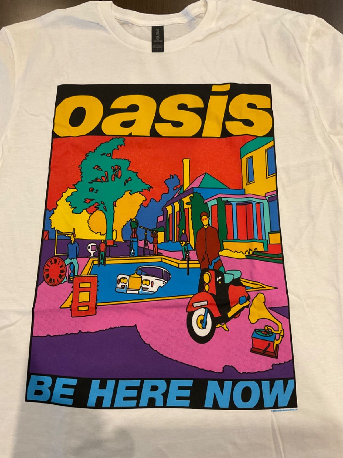 Oasis : Be Here Now Illustration Tシャツ - メルカリ