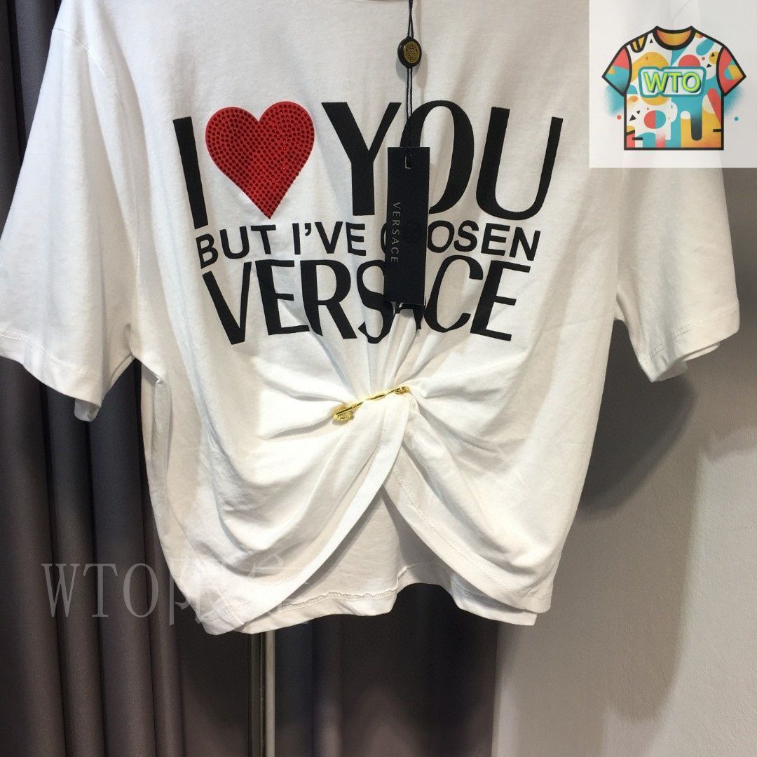 関税送料込★VERSACE I Love You Tシャツ 今日特価】VERSACE ヴェルサーチ I LOVE YOU ダイヤモンド入り